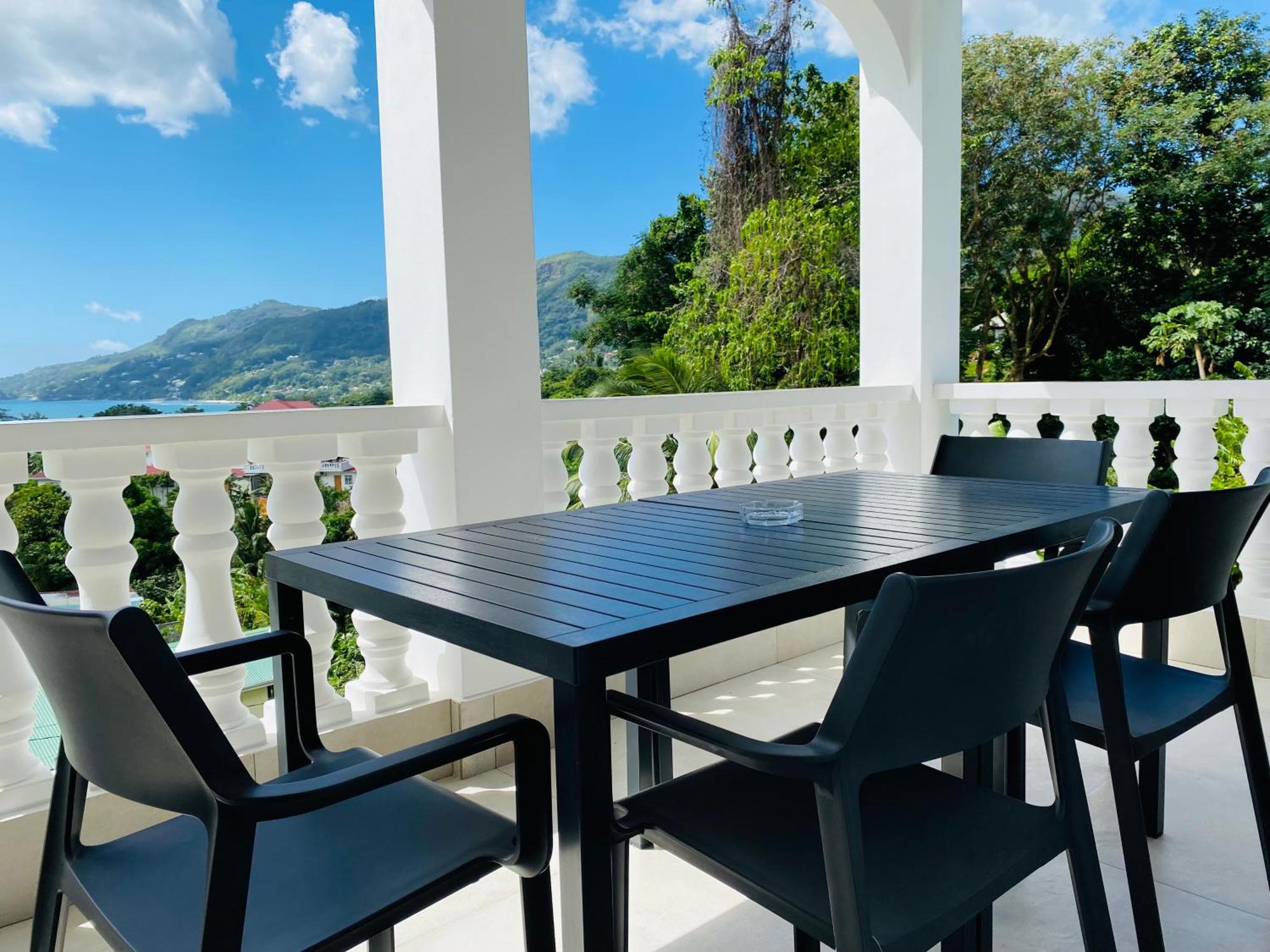 Oceanic View Apartments Beau Vallon Kültér fotó