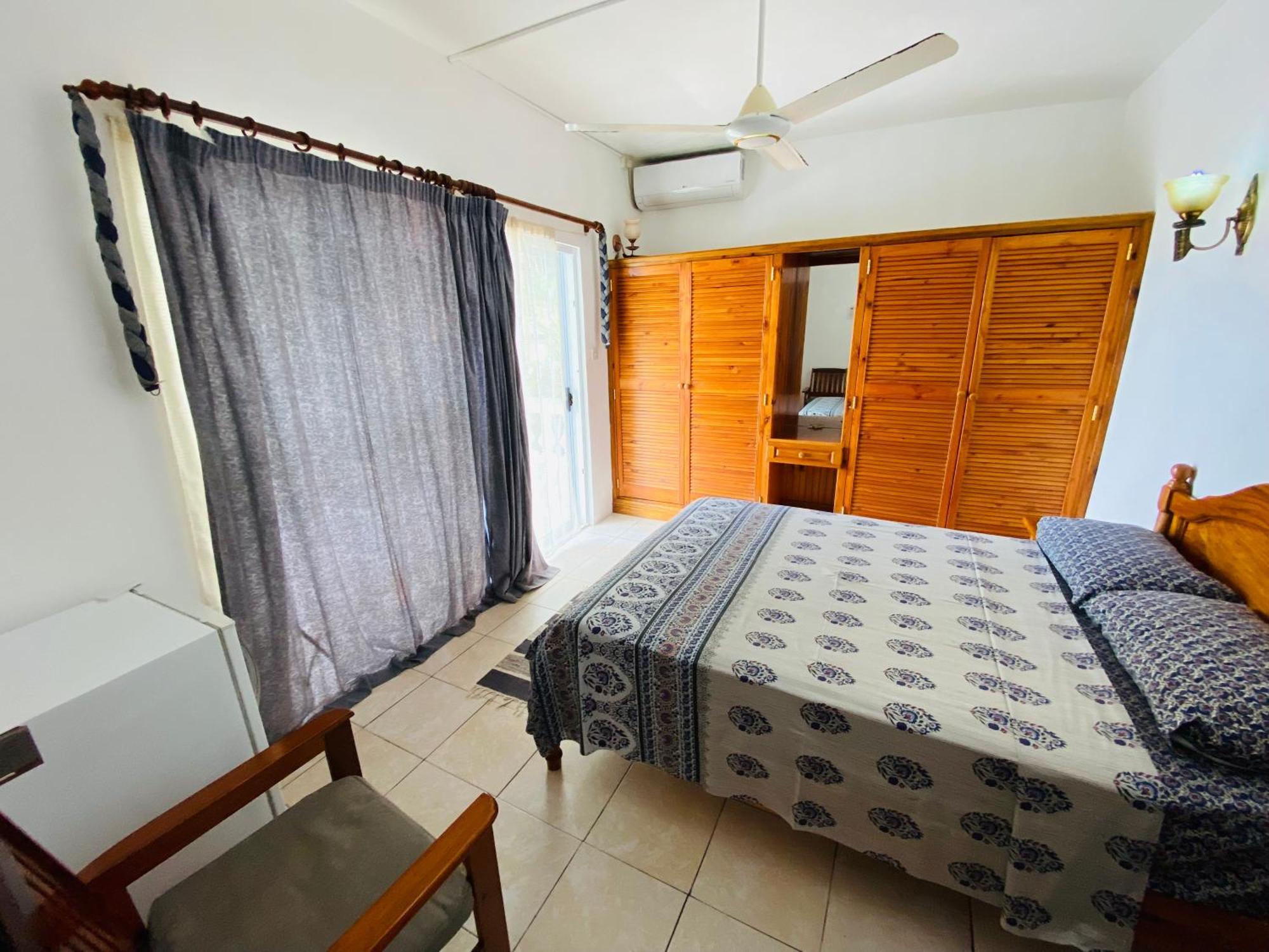Oceanic View Apartments Beau Vallon Kültér fotó